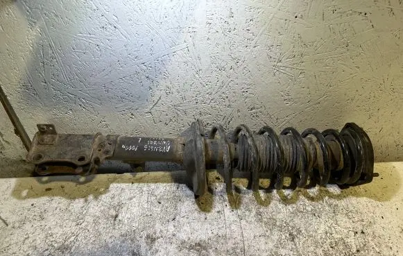 Toyota Avensis T250 Front shock absorber/damper