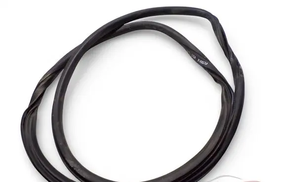 Skoda Octavia Mk2 (1Z) Front door rubber seal 1Z0867365H