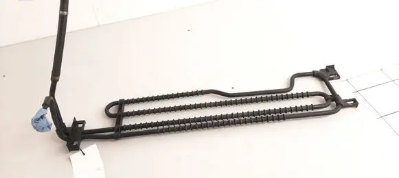 Mercedes-Benz E W212 Power steering radiator A2044601024