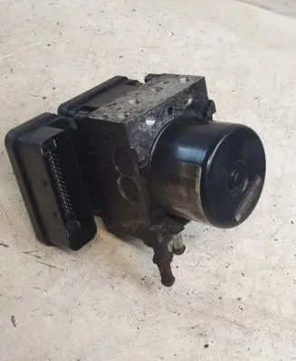 Chrysler Voyager ABS Pump P04721453AD