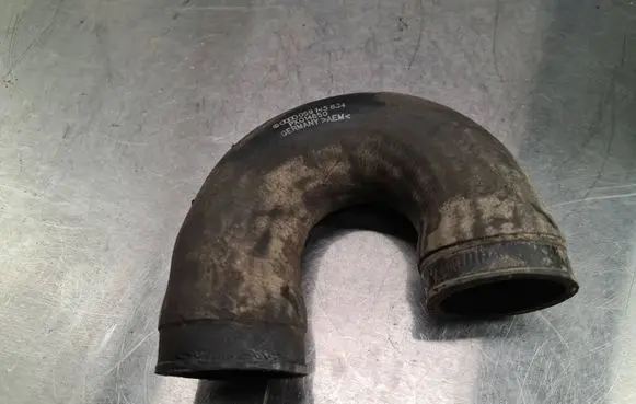 Audi A4 S4 B5 8D Intercooler hose/pipe 059145834