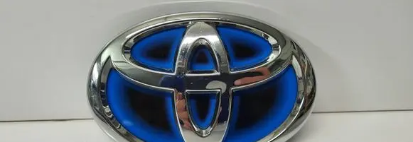 Toyota Yaris Manufacturer badge logo/emblem 753010D130