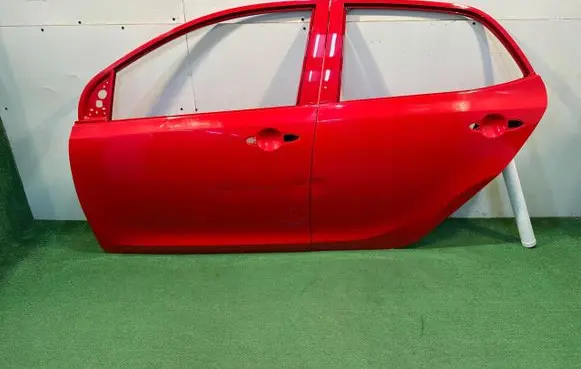 KIA Picanto Front door
