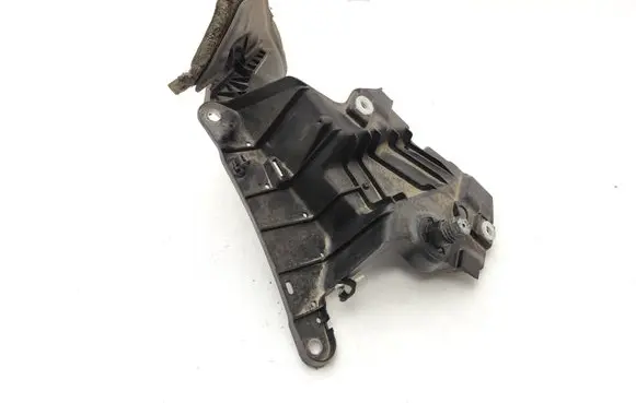 BMW X5 F15 Fender mounting bracket 7294543 10503410