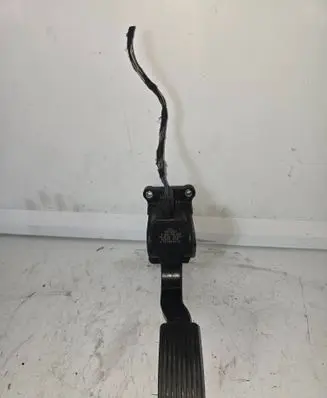 Mercedes-Benz Vito Viano W639 Accelerator throttle pedal 0280755025 A9063000304