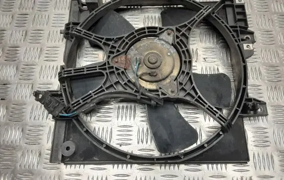 Subaru Forester SF Electric radiator cooling fan