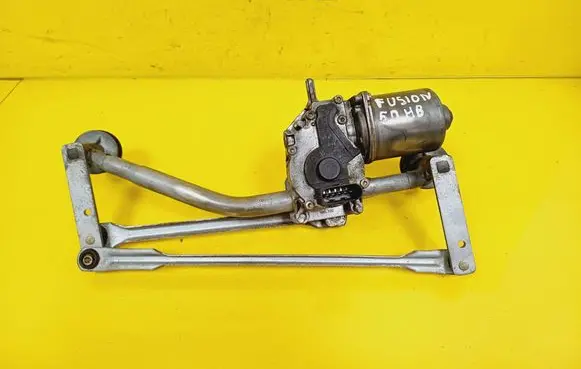 Front wiper linkage and motor