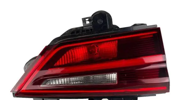 BMW X2 F39 Tailgate rear/tail lights F03689000G