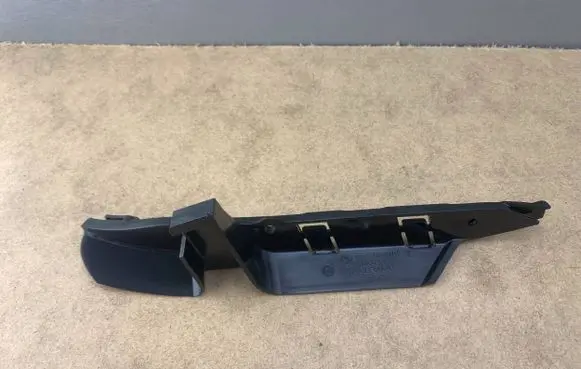 BMW 5 E60 E61 Front bumper mounting bracket 7033706 51117033706