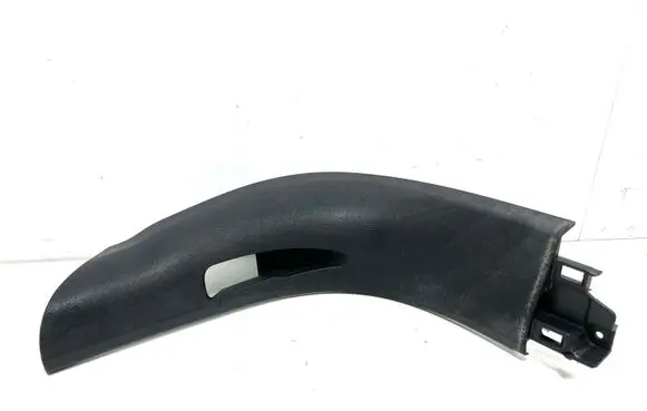 Foot area side trim