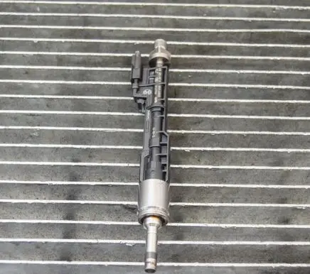 BMW Z4 E89 Fuel injector 75978700261500109