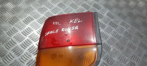 Mitsubishi Space Runner Rear/tail lights