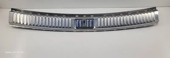 Volkswagen Touareg II Trunk/boot sill cover protection 7P0863459E