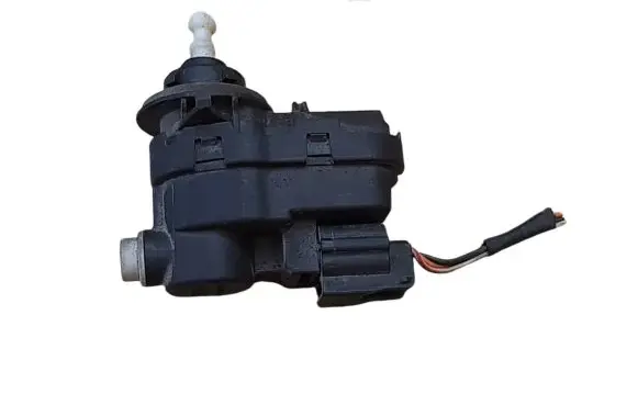Renault Trafic II (X83) Headlight level adjustment motor 8200402521