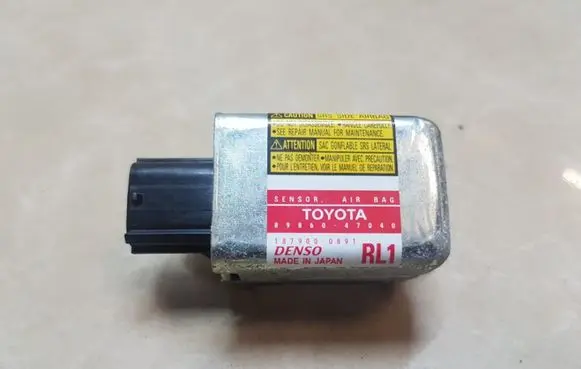 Toyota Prius (XW20) Airbag deployment crash/impact sensor 8986047040