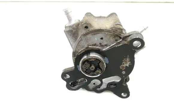 Audi A6 S6 C6 4F Fuel injection high pressure pump 03G145209C