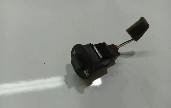Renault Megane III Passenger airbag on/off switch 231701