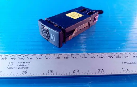 Audi A4 S4 B5 8D Windscreen/window heater switch 4D0941503B