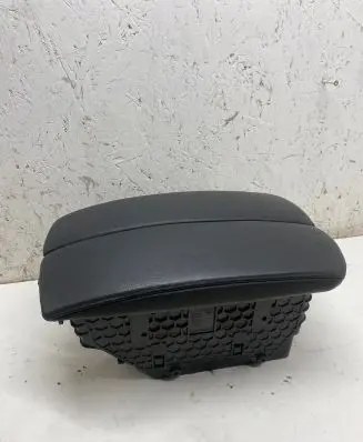 BMW X5 E70 Armrest 6969544 773201 0117844
