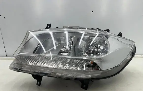 Mercedes-Benz Sprinter W907 W910 Headlight/headlamp a9109060000