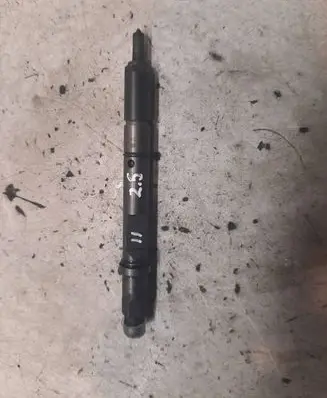 Audi A6 S6 C5 4B Fuel injector 059130201D