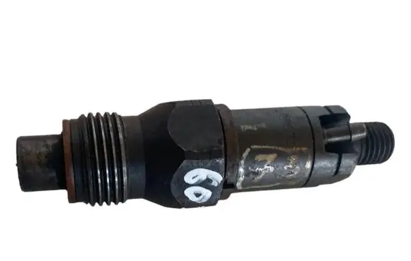 Volvo S40, V40 Fuel injector LCR6735401D