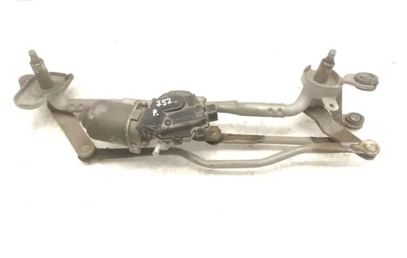 Mazda 5 Front wiper linkage and motor 1593000602