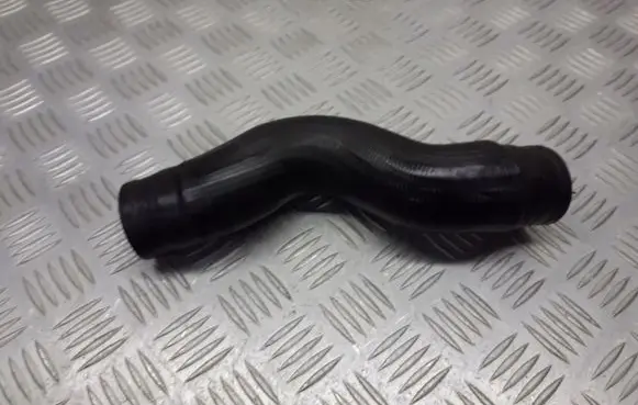 Opel Zafira B Intercooler hose/pipe