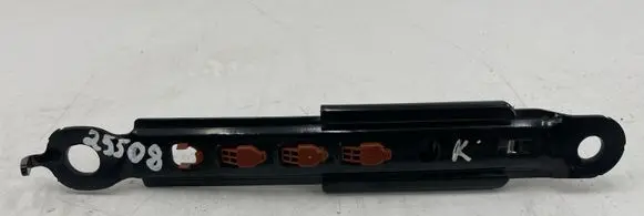 Toyota Sienna XL40 IV Seat belt adjustment rail