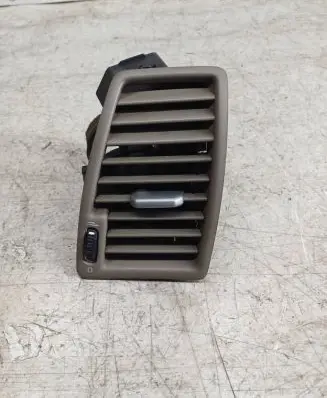 Volvo XC90 Dashboard side air vent grill/cover trim 3409399