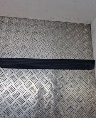 Honda CR-V Front sill trim cover 84252SWAA