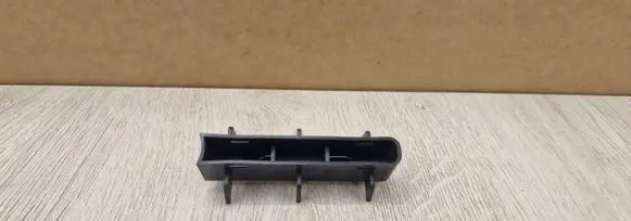 Audi A3 S3 8V Tailgate/trunk/boot lid buffer 4GD827127