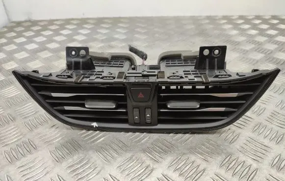 Ford Focus Dash center air vent grill JX7B19K617AL3UAW