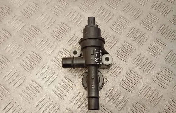 Lexus NX Fuel tank valve 9091015087