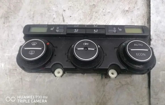 Volkswagen PASSAT B6 Climate control unit