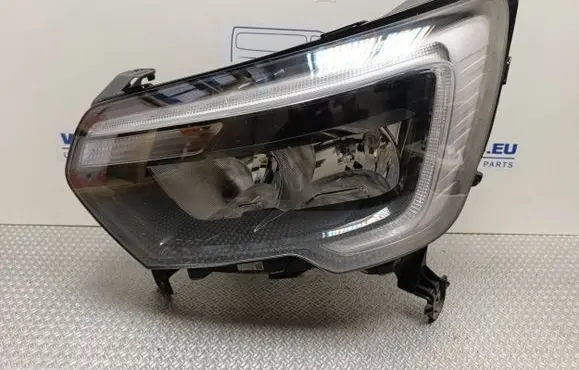 Renault Master III Headlight/headlamp 260602286R 366947220 0021113204
