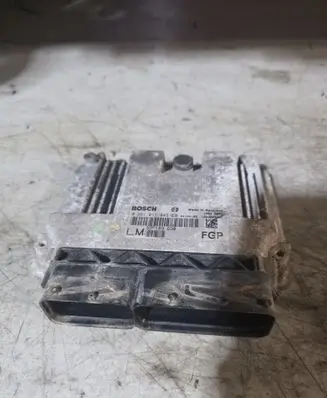 Opel Vectra C Engine control unit/module 0281011449