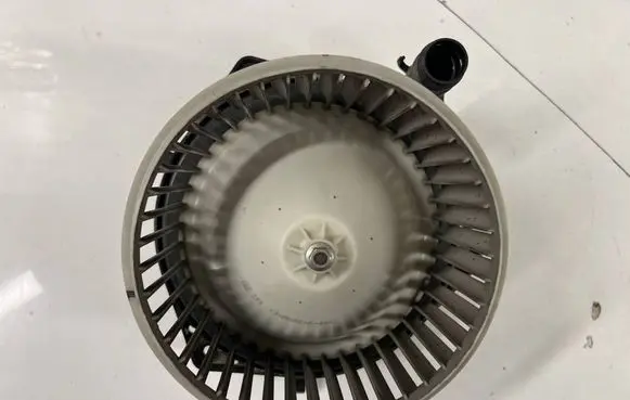 Renault Laguna III Heater fan/blower a10357a8400000 090825