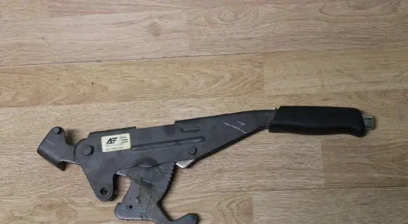 Volkswagen Sharan Handbrake/parking brake lever assembly 7M3711301