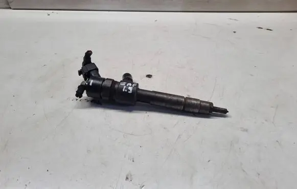 Opel Zafira B Fuel injector 0445110276