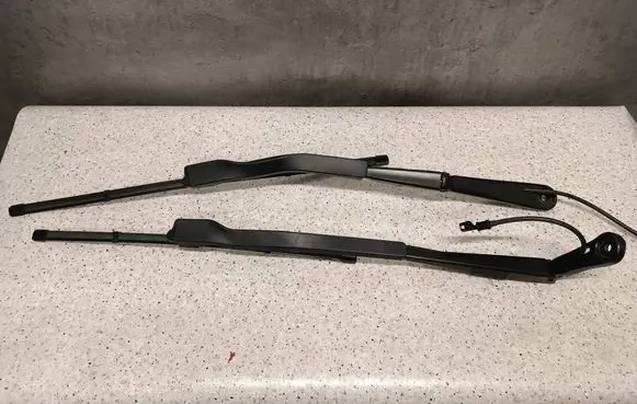 BMW 4 G22 G23 G24 G26 Windshield/front glass wiper blade 9448919 9448920