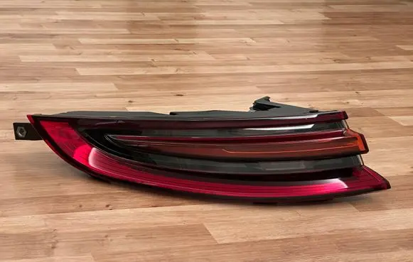 Porsche Panamera (971) Rear/tail lights 971945091b