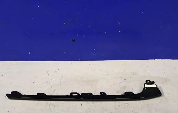 Volvo XC90 Front bumper splitter molding 32399225