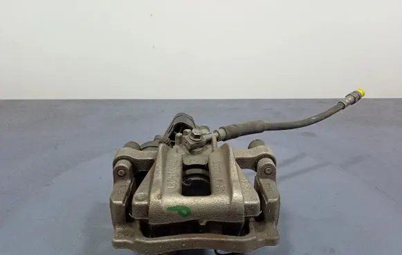Nissan Atleon Rear brake caliper 5R3615406A