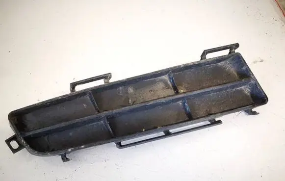 Toyota Avensis Verso Front bumper lower grill 5311244070 53112-44070