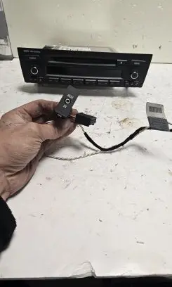 BMW 3 E90 E91 AUX in-socket connector 9172021 694236 9199439
