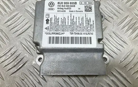 Audi Q3 8U Airbag control unit/module 8U0959655B