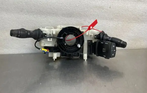 Renault Master III Tailgate/trunk/boot open switch