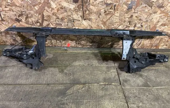 BMW X5 E53 Radiator support slam panel 01113V952
