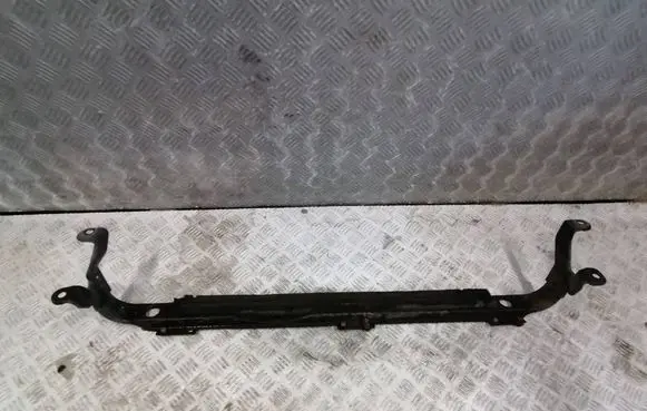 Ford Focus Bottom radiator support slam panel 